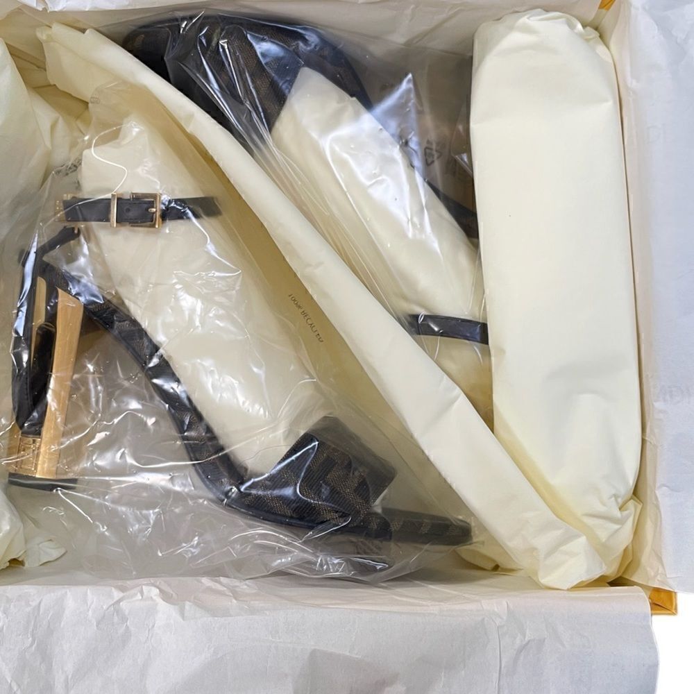 FENDI DELFINA FF & LEATHER SANDAL | Size: 38 | - Picture 4 of 14